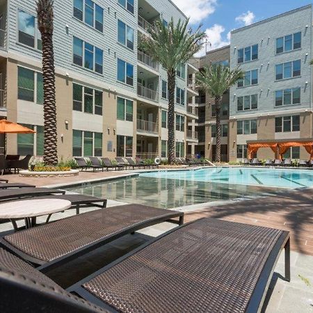 Luxury 1Br Condo Wbalcony - Galleriariver Oak ฮูสตัน ภายนอก รูปภาพ